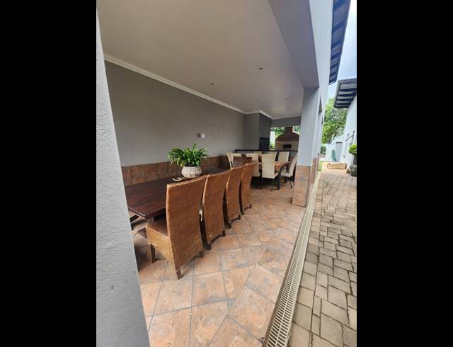 4 BEDROOM HOUSE FOR SALE IN ZAMBEZI COUNTRY ESTATE